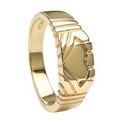 Gents Claddagh Square Yellow Gold Ring