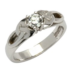 Trinity Knot White Gold Solitaire Ring with Brilliant Cut Diamond
