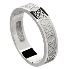 Lovers Knot White Gold Wedding Band