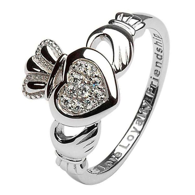 Claddagh Pave Set Ring Anillos de Claddagh Rings from Ireland