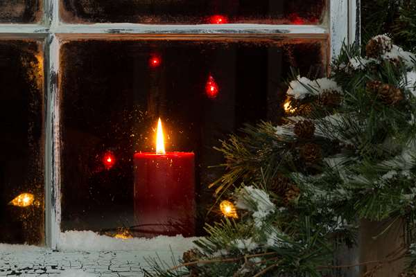 Irish Christmas Traditions to Get You into the Festive Spirit 