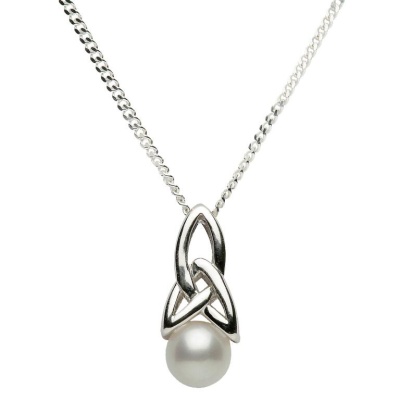 Celtic Trinity Knot Pearl Pendant 