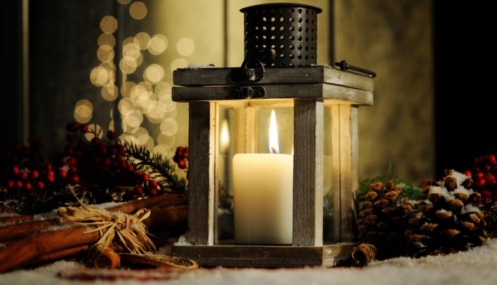 christmas candle irish tradition