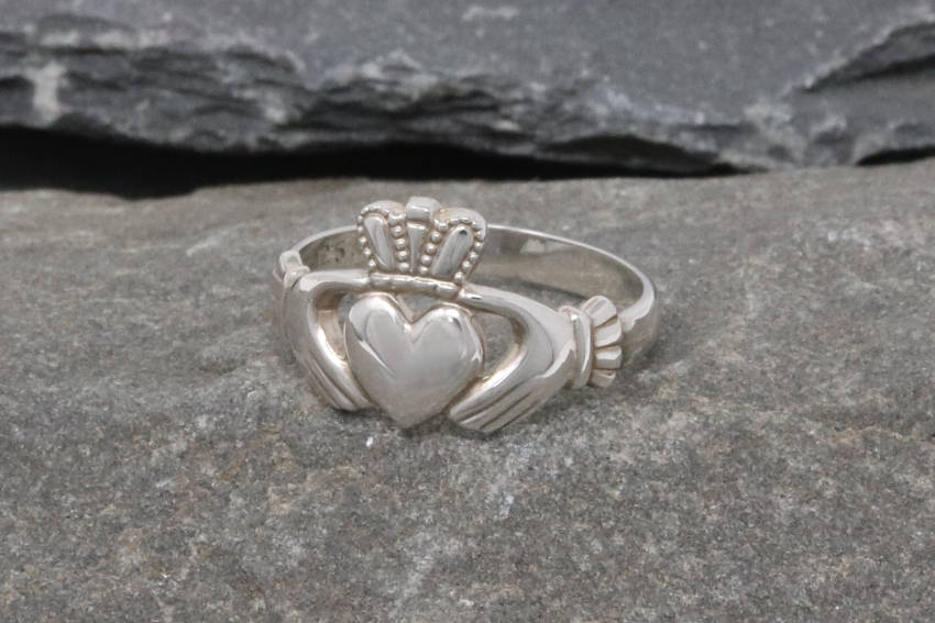Traditional Silver Claddagh Ring