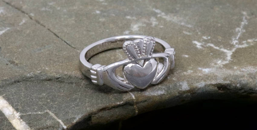 Love, Loyalty, Friendship Silver Claddagh Ring