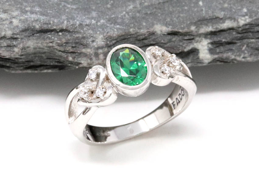 Celtic Heart Knot Emerald Set White Gold Ring