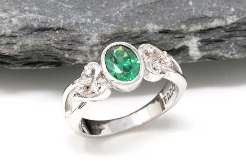 Celtic Heart Knot Green Stone Set Silver Ring