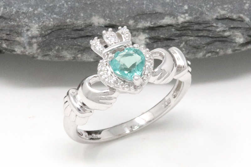 White Gold Claddagh Ring Set With Emerald and Diamond