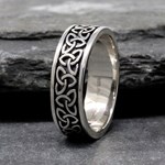 Solid Trinity Knot Oxidized Silver Band
